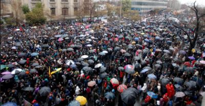 El académico francés analizó las razones del descontento de la gente y cómo eso motiva a los actores que hacen las manifestaciones. 