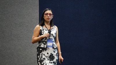 Francesca Burgos, integrante de la Facultad de Ciencias Químicas y Farmacéuticas, obtuvo el premio Joven Talento en Ciencias de la Vida.