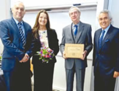 Prof. Amir Muzur, Dr. Fernando Lolas Stepke, Luz Carolina Echevarría y Juan Luis Nilo