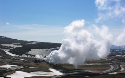 Actualmente el CEGA desarrolla, además, un segundo proyecto aplicado de geotermia en la Patagonia, implementando calefacción de una escuela pública de Coyhaique.