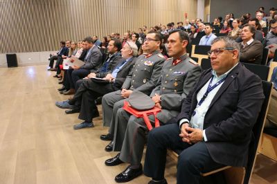 La actividad se realizó este jueves 27 de septiembre en la Facultad de Ciencias Físicas y Matemáticas de la U. de Chile.