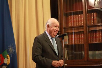 "Bienvenida sea esta cátedra", dijo Ricardo Lagos, ex presidente de la República.