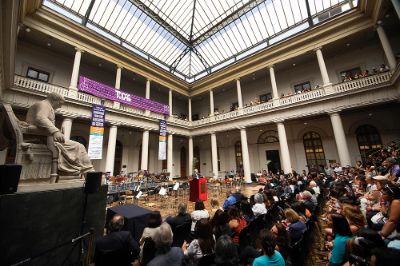 La actividad estuvo dedicada a reflexionar en torno a las demandas del movimiento feminista y los avances en materia de género al interior de nuestro plantel.