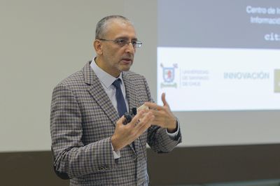 Mauricio Marín, académico de la Universidad de Santiago es el director técnico del proyecto.