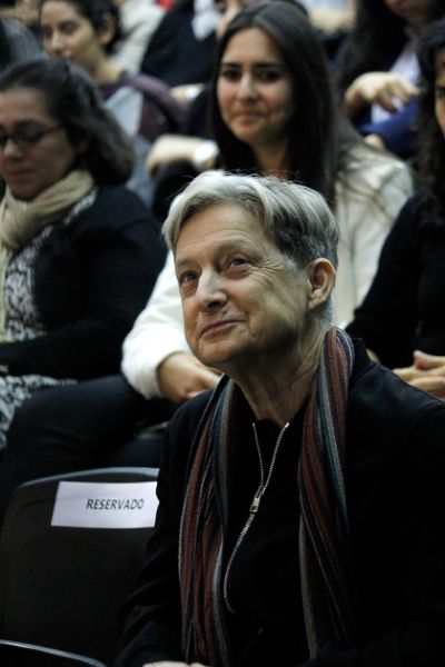 Judith Butler estuvo a cargo de la inauguración de este Centro el jueves 4 de abril en la Facultad de Artes, sede Las Encinas. 