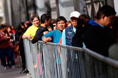 ¿Cuáles son los desafíos para el Estado y la sociedad chilena sobre migración y refugiados y refugiadas?, es una de las principales preguntas relacionadas a este tema.