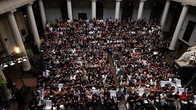 La última actividad en la que participó Butler fue en el conversatorio "Palabras Públicas: Deshacer y rehacer el género: teoría, crítica y política".