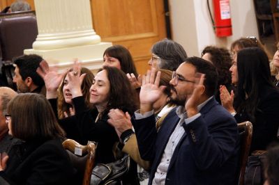 La Política de Inclusión y Discapacidad fue aprobada por el Senado Universitario en agosto del año 2018, y promulgada por el Rector Ennio Vilvaldi en marzo de este año.