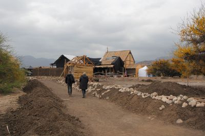 El Parque Académico Carén de la U. de Chile fue el espacio escogido para dar vida a una reproducción del centro histórico de la ciudad y desarrollar parte importante de la producción en el país.