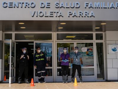 Los países con una atención primaria y comunitaria fortalecida han sido los únicos que han sido capaces de controlar el Covid-19 sin colapso de los sistemas de salud, señalan los expertos.