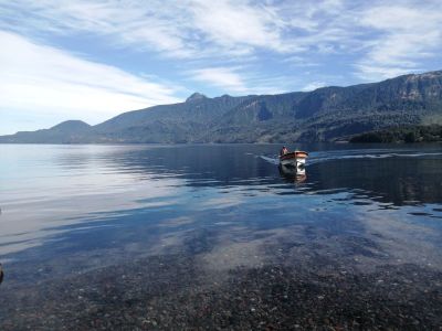 La iniciativa "Agua y Medio Ambiente" fue creada en el año 2011 para abordar problemáticas de recursos hídricos en Chile desde una perspectiva multisectorial. 