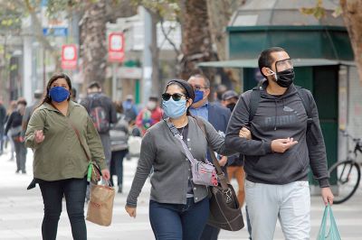 La movilidad promedio en la Región Metropolitana, en la semana del 17 de mayo, superó en un 3,3% los niveles existentes antes del establecimiento de la cuarentena total en la zona.