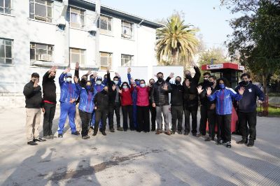 Copec entregó tres mil desayunos a los trabajadores de las diferentes unidades del Hospital Clínico.