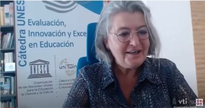 "La evaluación es más justa cuando más transparente es. Cuanto mejor sepamos comunicar lo que va a pasar (...) sobre qué se va a realizar la evaluación, más justos seremos..." dijo la académica Ibarra