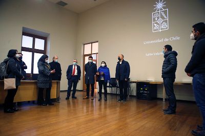 La mesa directiva de la Convención Constitucional recorrió la Casa Central de la U. de Chile.