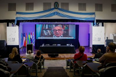 El encuentro se realizó de forma telemática entre las universidades participantes.