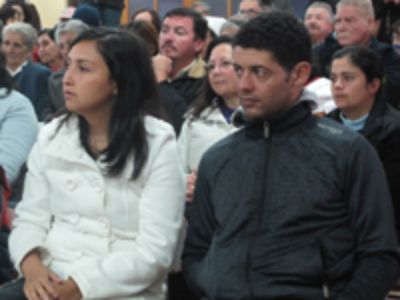 Al evento asistieron las máximas autoridades de la Comuna, entre ellas el Alcalde de Paredones, Sr. Sammy Ormazábal y la Directora del Centro de Salud Paredones, Débora Vejar.