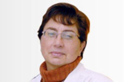  Doctora Laura Borgel, académica del Departamento de Medicina Legal de la Facultad de Medicina.