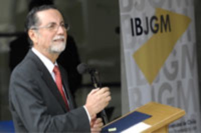 El Rector Víctor Pérez Vera encabezó la ceremonia y en su discurso agradeció a todos y todas quienes han trabajado para sacar adelante este proyecto.