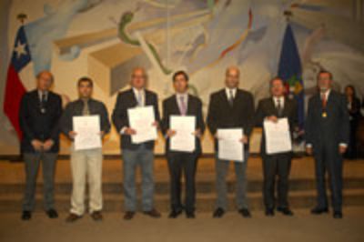 Los profesores titulares también fueron distinguidos en la ceremonia.  