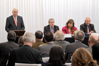 El Dr. Winfried Jung, representante de la Fundación Adenauer en Chile, recordó que el Muro de Berlín "dividió a todo un país".