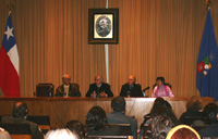 De izq. a der. Antonio Freire, Pdte. de la Corp. de Egresados y Profesionales; Francisco Brugnoli, Vicerrector de Extensión; Jorge Hidalgo, Decano de Filosofía y Humanidades; y Alicia Salomone