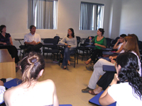 En su visita oficial a la Facultad de Odontología, el Dr.  Seymour se reunión con los miembros del Laboratorio de Biología Periodontal.