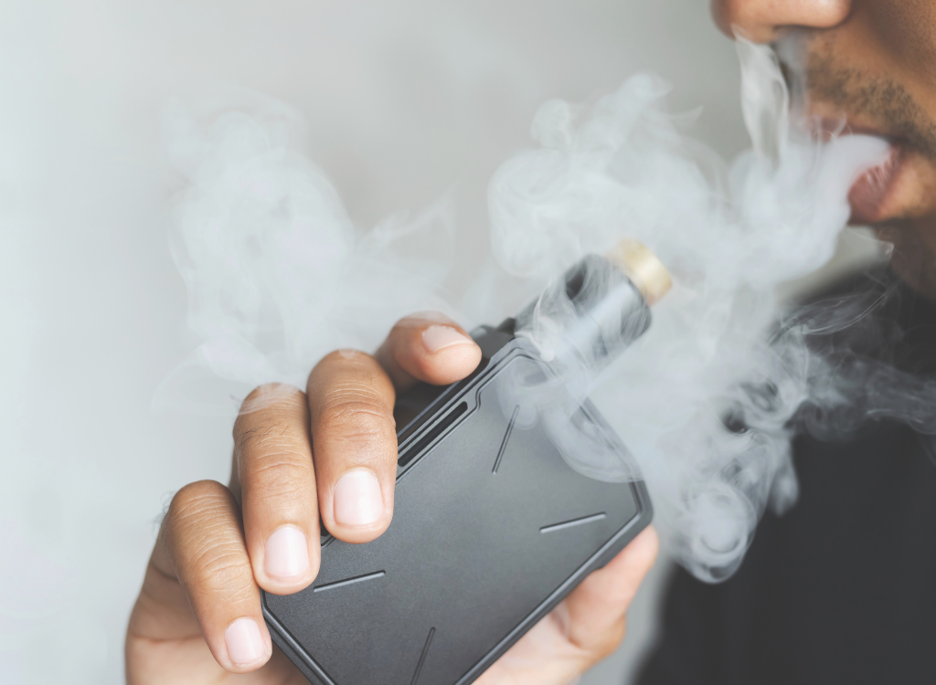 Cigarrillos electrónicos: Expertos U. de Chile analizan los riesgos para la  salud de los famosos “vapers”