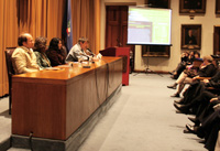 Durante el lanzamiento se realizó una lectura poética donde participaron (de izq. a der.) los escritores David Preiss, Damsi Figueroa, Maribel Mora y Héctor Hernández.